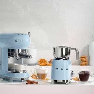 Smeg MFF11PBEU Mælkeskummer Pastelblå