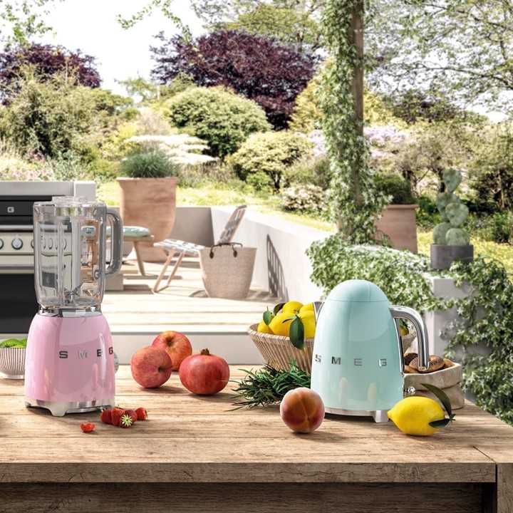 Smeg KLF03PBEU Elkedel 1,7L Pastelblå Smeg KLF03PBEU Elkedel 1,7L Pastelblå