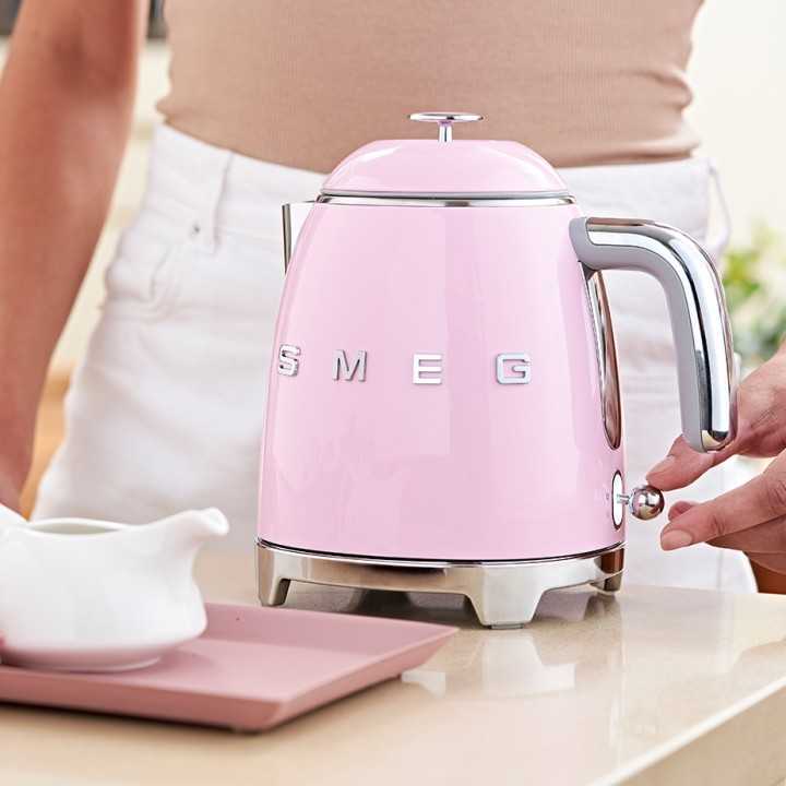 Smeg KLF05PKEU Minielkedel 0,8L Rosa Smeg KLF05PKEU Minielkedel 0,8L Rosa