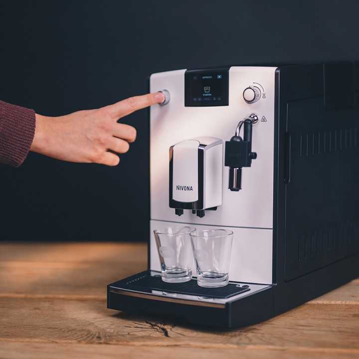 Nivona NICR 560 Hvid Espressomaskine Inkl. 4,2kg Rigtig Kaffe