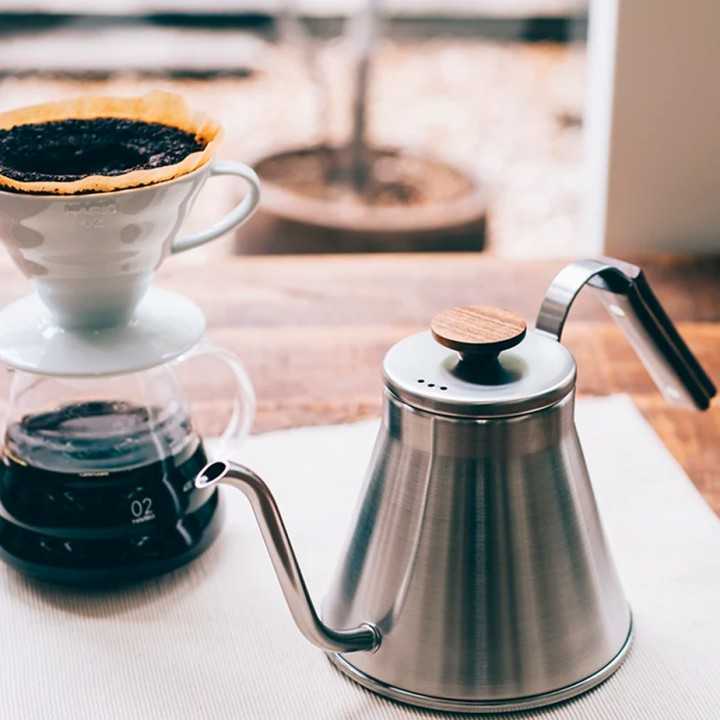Hario V60 Kedel Stål/Træ 0,8 L Hario V60 Kedel Stål/Træ 0,8 L