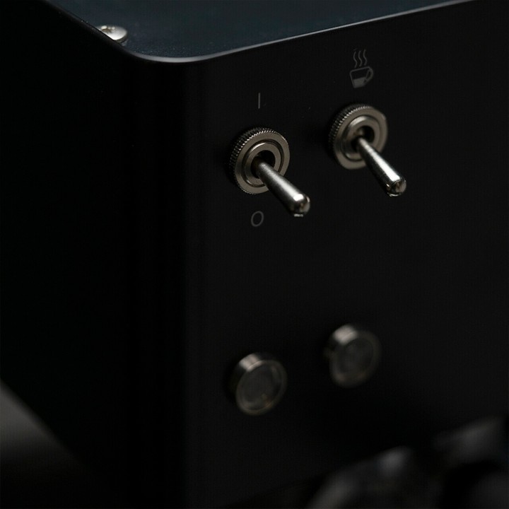 La Pavoni New Casa Bar Sort LPMCBN01EU Inkl. Baristaudstyr & Kopper