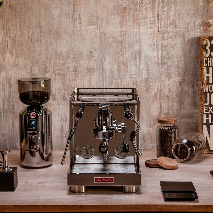 La Pavoni New Cellini Evolution LPSCVS01NO Inkl. Eureka Mignon Bravo Espressokværn, Baristaudstyr & Kopper