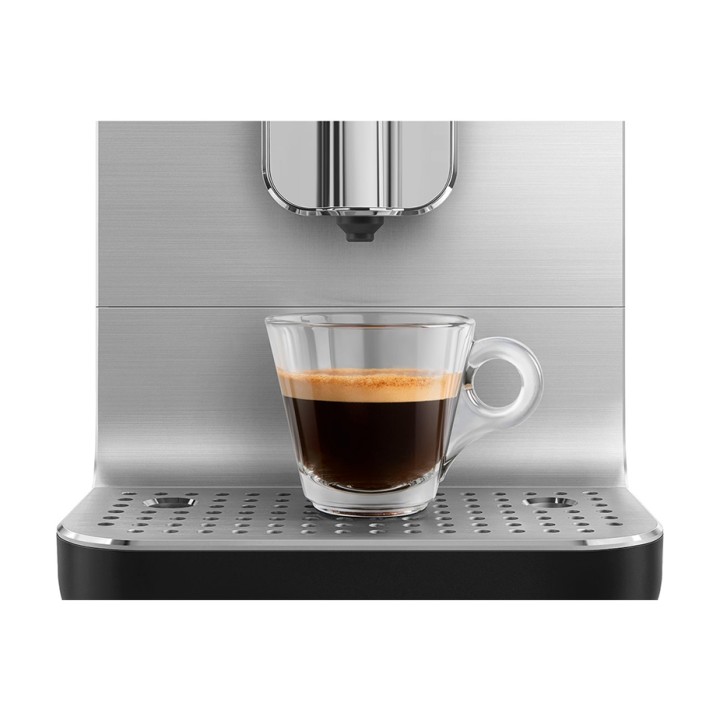 Smeg BCC13BLMEU Espressomaskine Sort Smeg BCC13BLMEU Espressomaskine Sort