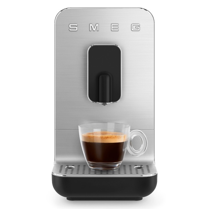 Smeg BCC11BLMEU Espressomaskine Sort Smeg BCC11BLMEU Espressomaskine Sort
