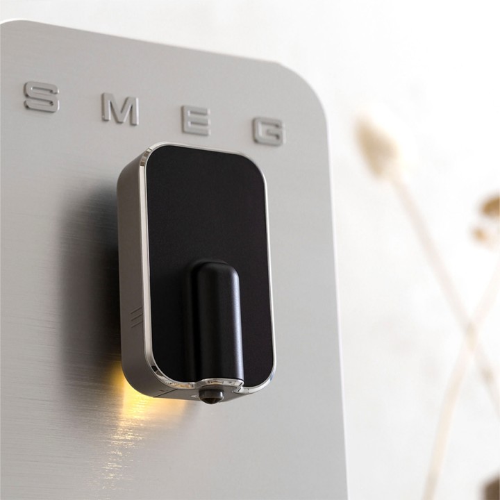 Smeg BCC11BLMEU Espressomaskine Sort Smeg BCC11BLMEU Espressomaskine Sort