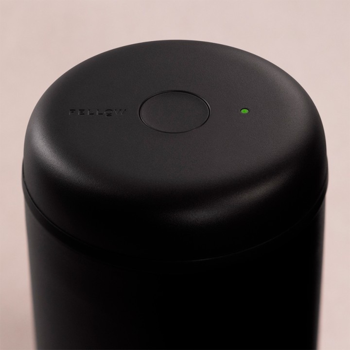 Fellow Elektrisk Atmos Vakuum Kaffebeholder Sort 1,2 L Fellow Elektrisk Atmos Vakuum Kaffebeholder Sort 1,2 L