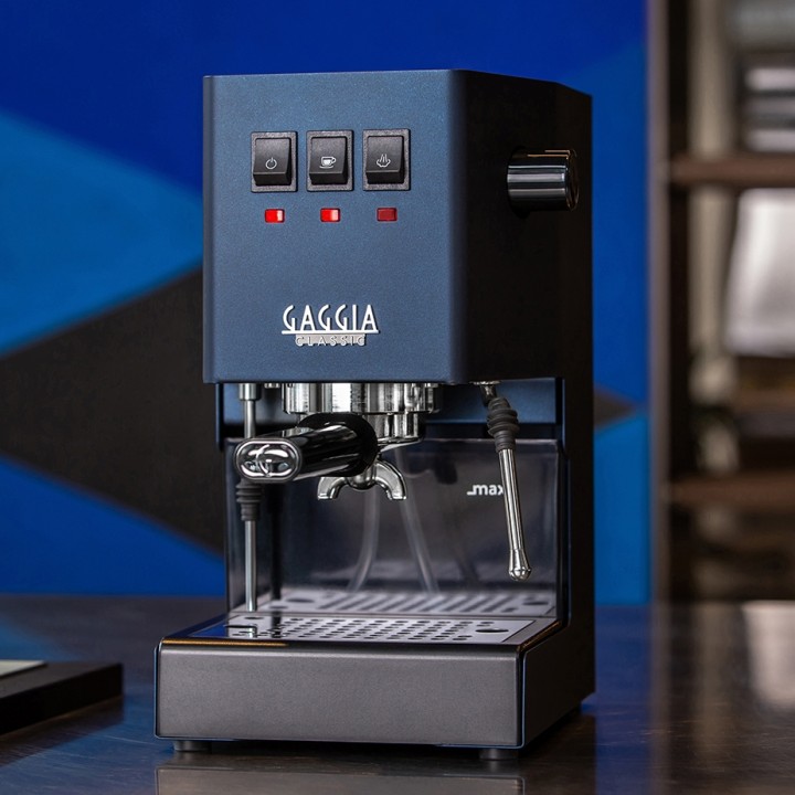 Gaggia Classic E24 Blå Espressomaskine Inkl. Baristaudstyr
