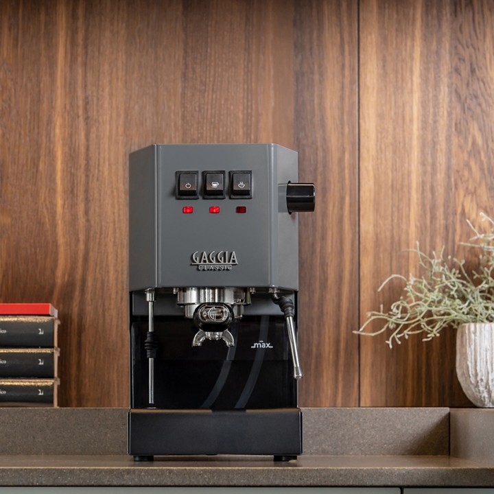 Gaggia Classic E24 Grå Espressomaskine Inkl. Eureka Mignon Perfetto & Baristaudstyr