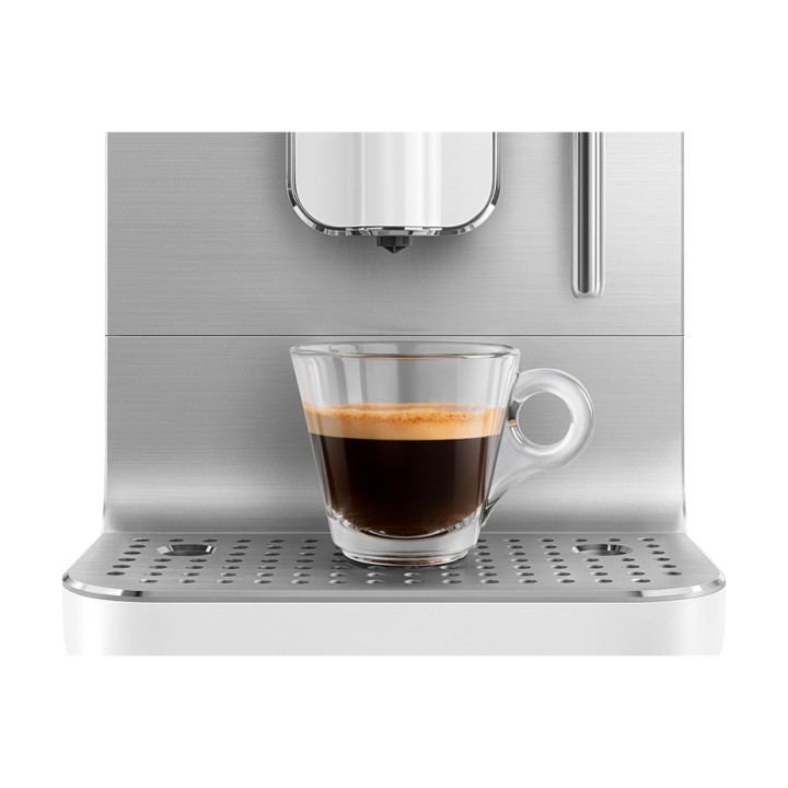 Smeg BCC12WHMEU Espressomaskine Hvid Inkl. Mælkekande 0,35L & Rigtig Kaffe Crema Intenso 1kg Hele kaffebønner Smeg BCC12WHMEU Espressomaskine Hvid Inkl. Mælkekande 0,35L & Rigtig Kaffe Crema Intenso 1kg Hele kaffebønner
