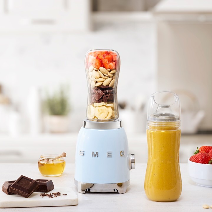 Smeg PBF01PBEU Personal Blender Pastelblå Smeg PBF01PBEU Personal Blender Pastelblå