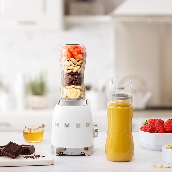 Smeg PBF01WHEU Personal Blender Hvid Smeg PBF01WHEU Personal Blender Hvid