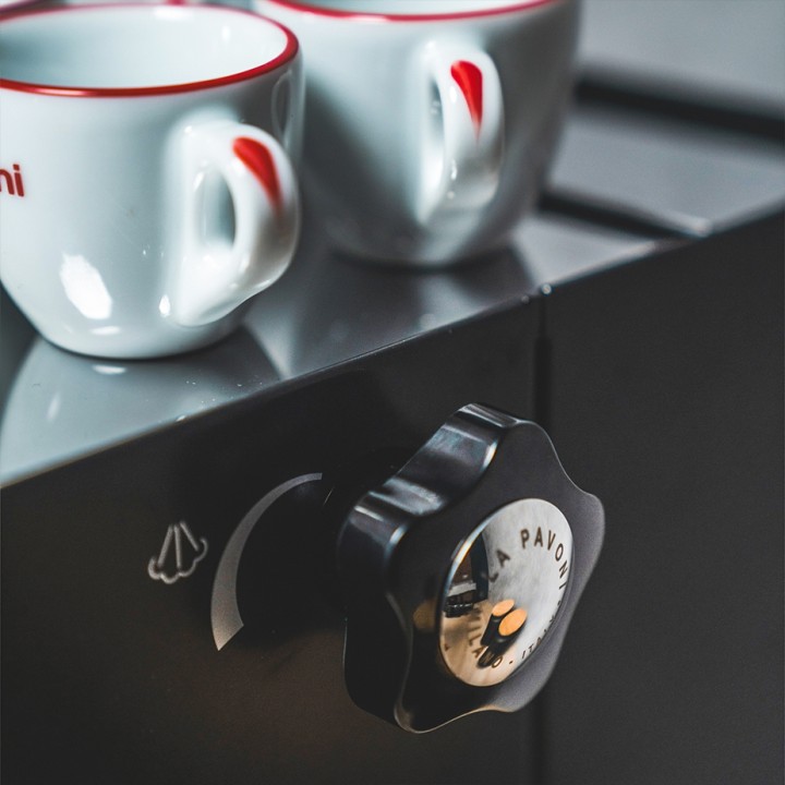 La Pavoni Casa Bar PID Sort LPMCBN02EU Espressomaskine Inkl. Eureka Mignon Turbo Sort Espressokværn