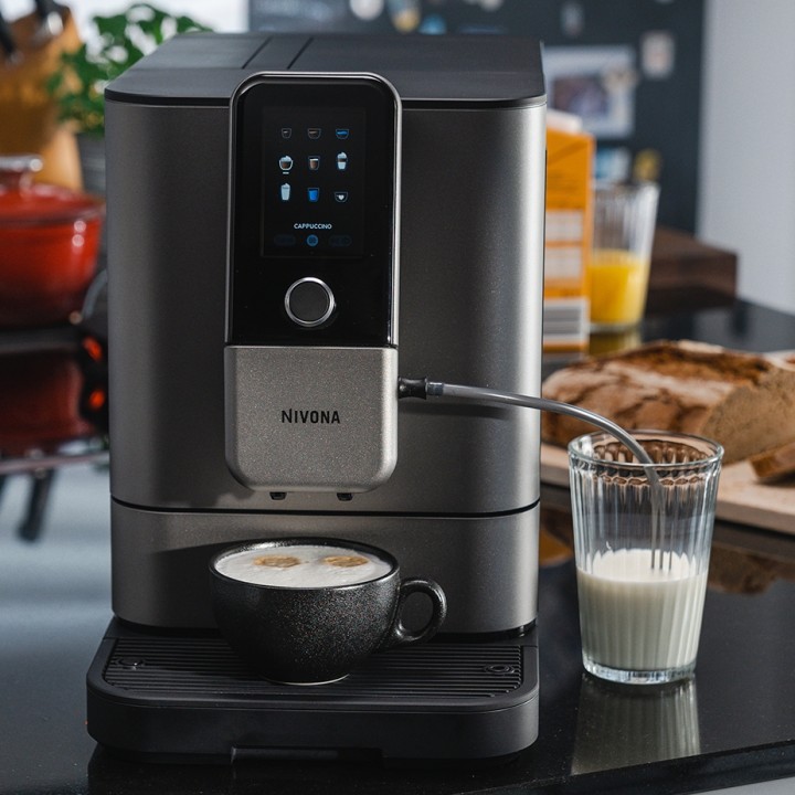 Nivona NIVO 8103 Titanium Espressomaskine Inkl. Afkalkning, Kalkfilter, Mælkerens, Rensepiller & 1kg Hele kaffebønner