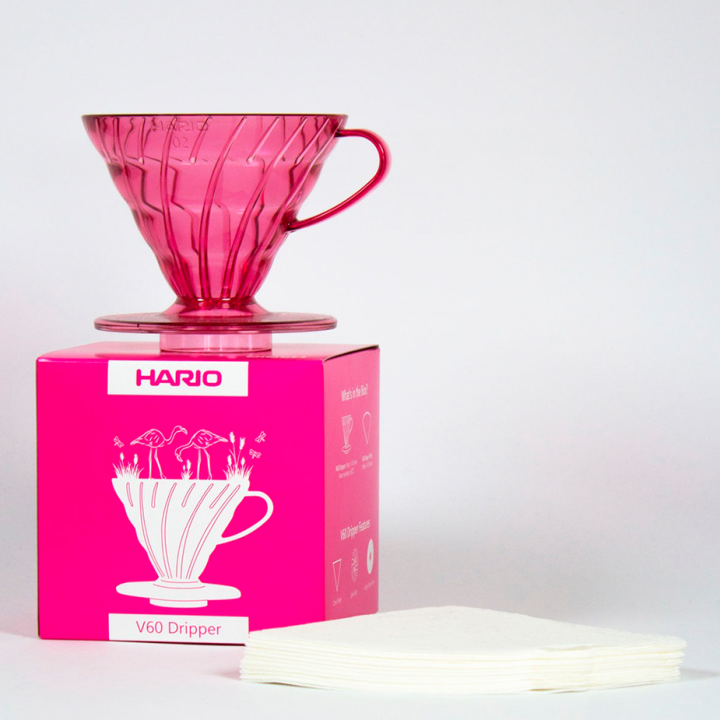 Hario V60 Filterbryg Sæt Pink Inkl. Range Server 0,6 L, Dripper 2 Kop. & Filtre Hario V60 Filterbryg Sæt Pink Inkl. Range Server 0,6 L, Dripper 2 Kop. & Filtre