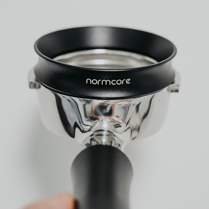 Normcore Magnetisk Dosing Funnel V2 Kort 58 mm Sort