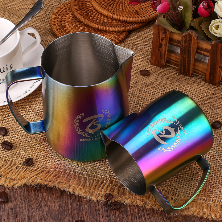 Barista Space Sandy Rainbow Mælkekande 0,45L Titanium Barista Space Sandy Rainbow Mælkekande 0,45L Titanium