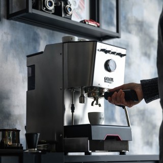 Gaggia Classic GT Stål Espressomaskine Inkl. Gaggia MDF 55 Chrome Espressokværn & House of Barista Knockbox