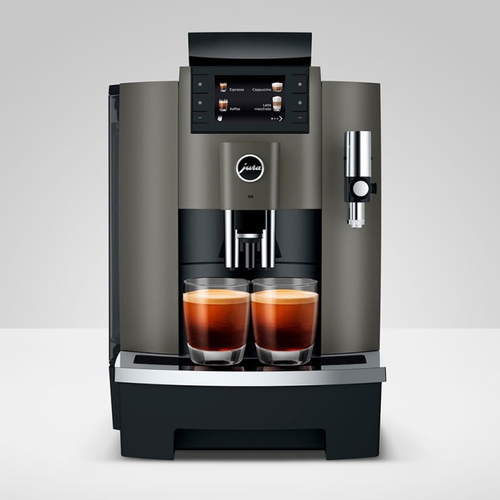 Jura W8 (EA) Espressomaskine Inkl. 2,5L Cooler, Pleje, Kopper & 6kg Kaffe Jura W8 (EA) Espressomaskine Inkl. 2,5L Cooler, Pleje, Kopper & 6kg Kaffe