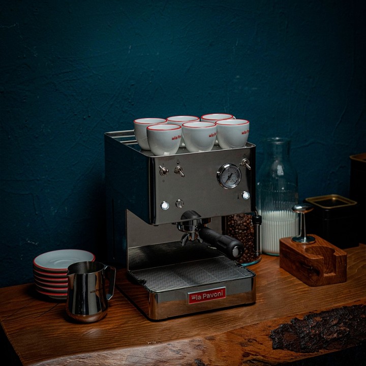 La Pavoni New Casa Bar Stål LPMCBS01EU Espressomaskine Inkl. Ascaso i-Mini I2 Espressokværn & House of Barista Baristaudstyr