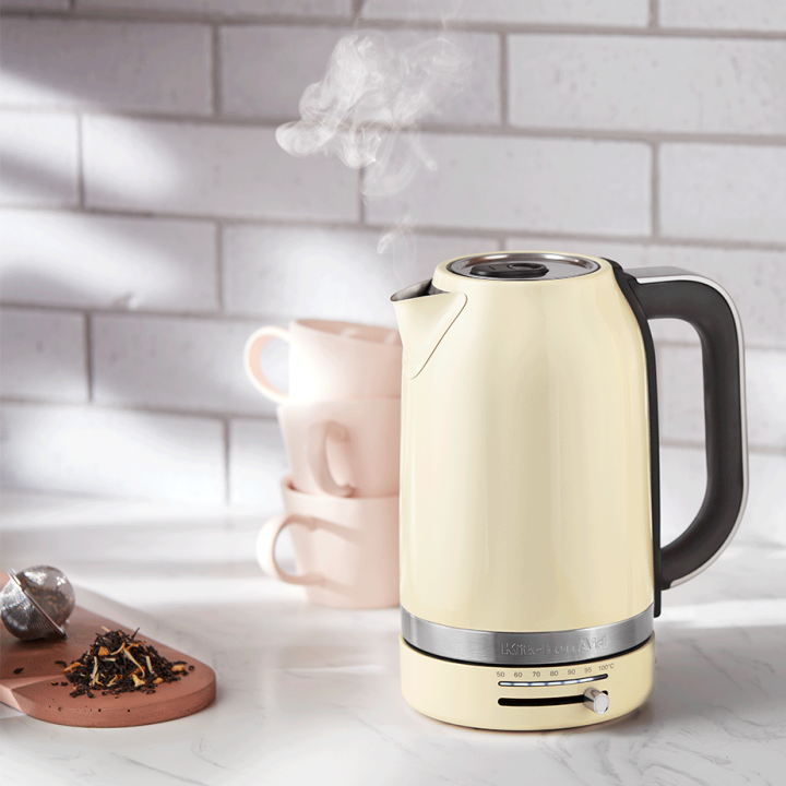 KitchenAid 5KEK1701EAC Elkedel 1,7 L Creme KitchenAid 5KEK1701EAC Elkedel 1,7 L Creme