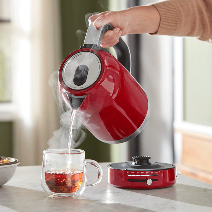 KitchenAid 5KEK1701EER Elkedel 1,7 L Rød KitchenAid 5KEK1701EER Elkedel 1,7 L Rød