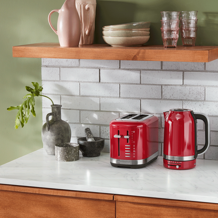 KitchenAid 5KEK1701EER Elkedel 1,7 L Rød KitchenAid 5KEK1701EER Elkedel 1,7 L Rød