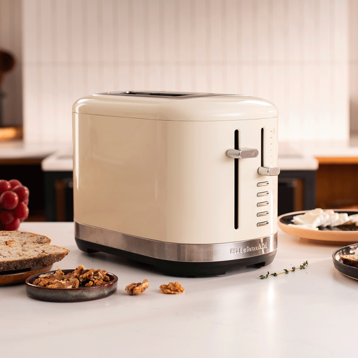 KitchenAid 5KMT2109EAC Brødrister 2 Skiver Creme KitchenAid 5KMT2109EAC Brødrister 2 Skiver Creme