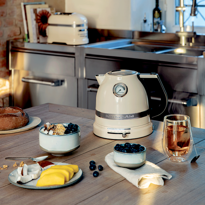 KitchenAid 5KEK1522EAC Artisan Elkedel 1,5 L Creme KitchenAid 5KEK1522EAC Artisan Elkedel 1,5 L Creme