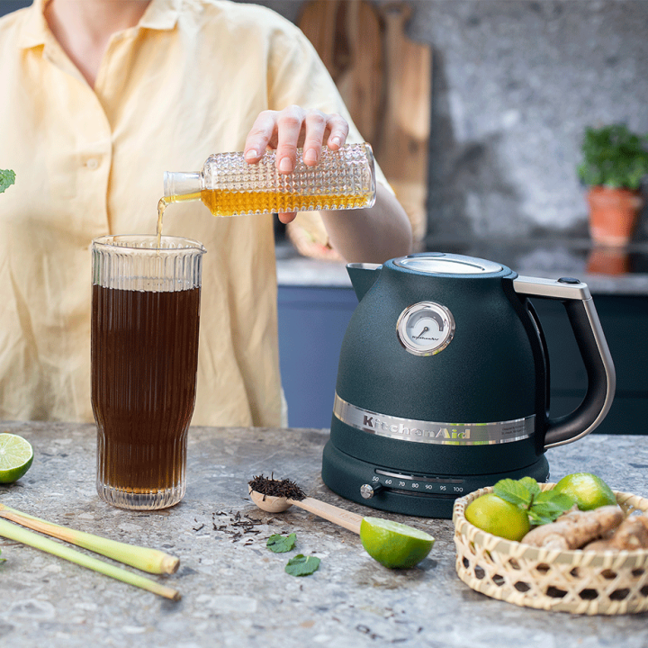 KitchenAid 5KEK1522EPP Artisan Elkedel 1,5 L Pebbled Palm KitchenAid 5KEK1522EPP Artisan Elkedel 1,5 L Pebbled Palm