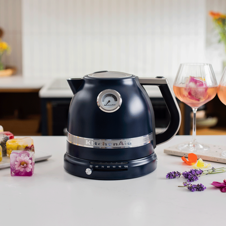 KitchenAid 5KEK1522EIB Artisan Elkedel 1,5 L Ink Blue KitchenAid 5KEK1522EIB Artisan Elkedel 1,5 L Ink Blue