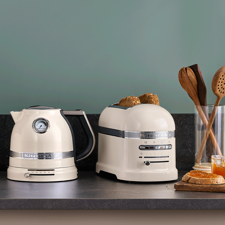 KitchenAid 5KMT2204EAC Artisan Brødrister 2 Skiver Creme KitchenAid 5KMT2204EAC Artisan Brødrister 2 Skiver Creme