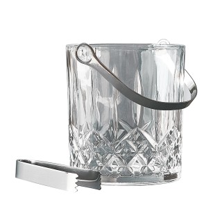 Aida Harvey Isspand m. Hank