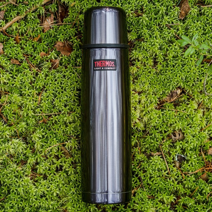 Thermos Light & Compact Termoflaske 1 L Midnight Blue