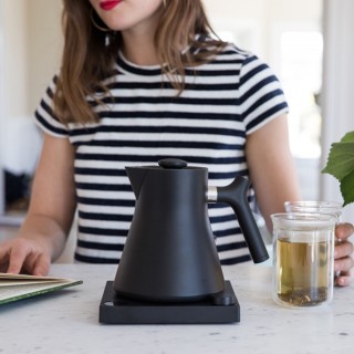 Fellow Corvo EKG Elkedel 0,9 L Mat Sort