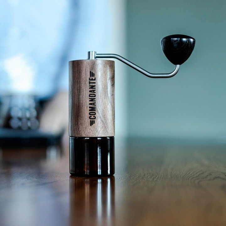 Comandante C40 MK4 Nitro Blade Virginia Walnut