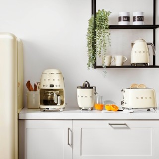 Smeg DCF02CREU Drip Kaffemaskine Creme