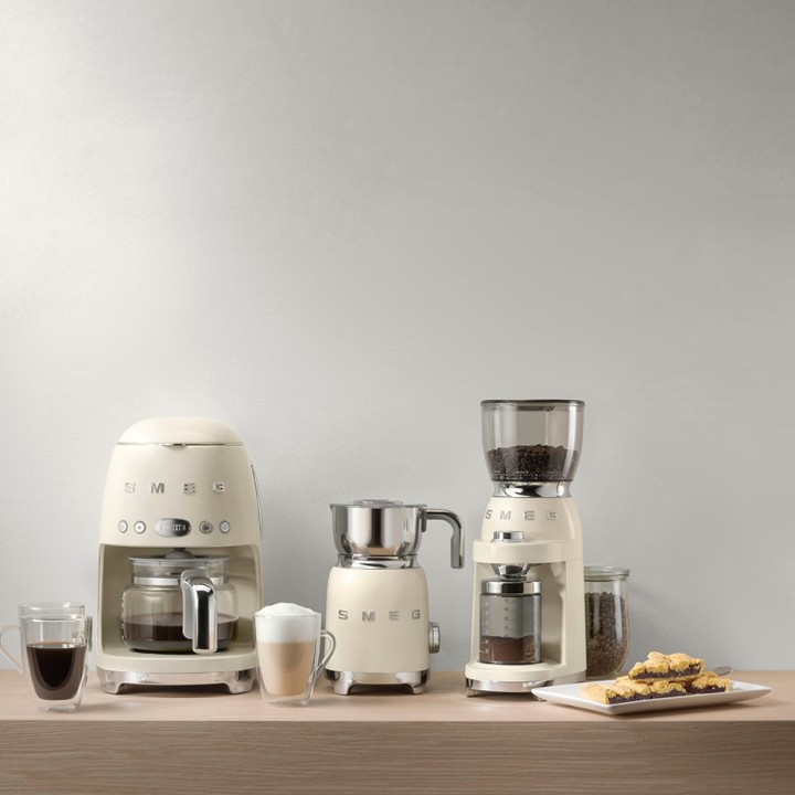 Smeg DCF02CREU Drip Kaffemaskine Creme