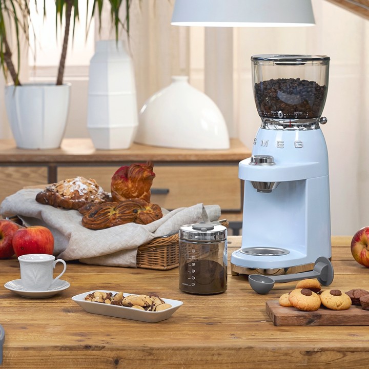 Smeg CGF01PBEU Kaffekværn Pastelblå