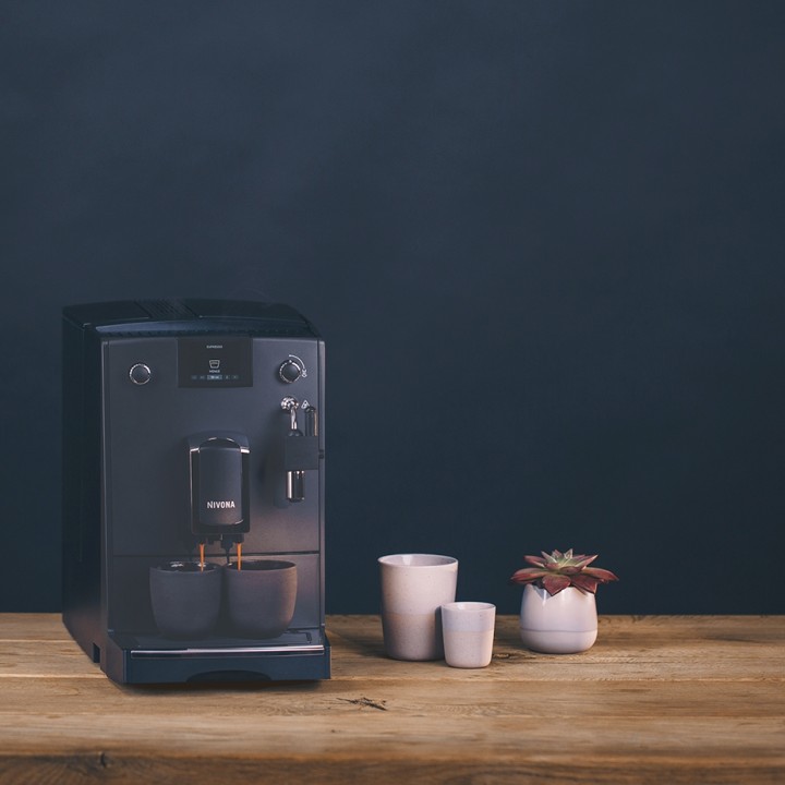 Nivona NICR 550 Mat Sort Espressomaskine Inkl. 4,2kg Rigtig Kaffe