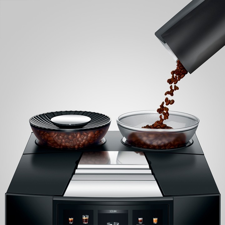 Jura Giga 10 (EA) Diamond Black Espressomaskine Inkl. Startpakke