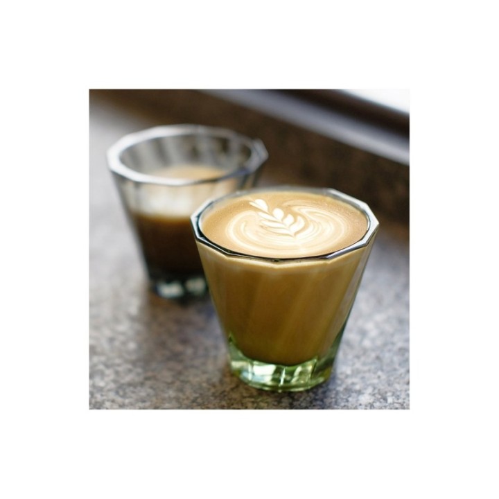 Loveramics Twisted Cappuccino Glas 18 cl 1 Stk Grøn