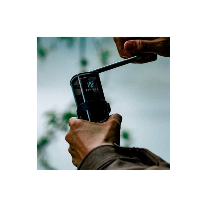 Hario Zebrang Manuel Kaffemølle Sort