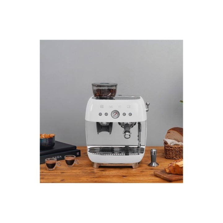 Smeg EGF03WHEU Manuel espressomaskine Inkl. Mælkekande & 1,5kg Rigtig Kaffe