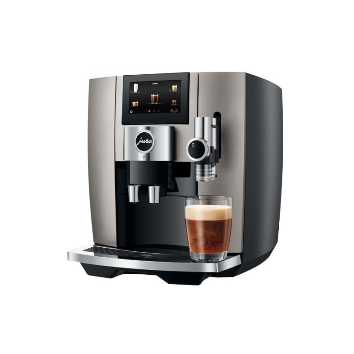 Jura J8 (EA) Inkl. Plejepakke, Mælkebeholder, Filter & 3 kg kaffe