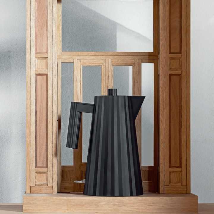 Alessi Plissé Elkedel 1,7 L Sort Alessi Plissé Elkedel 1,7 L Sort