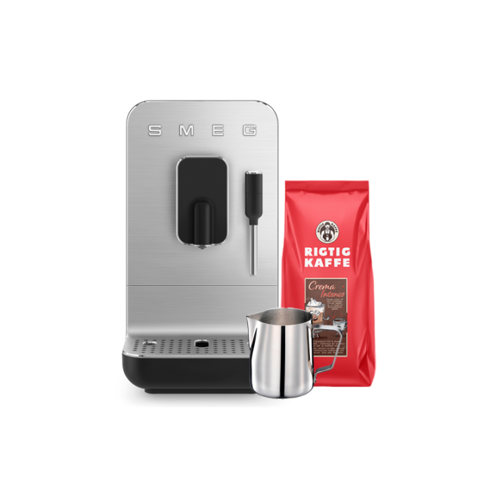 Smeg BCC12BLMEU Sort Inkl. Mælkekande 0,35L & Crema Intenso 1kg