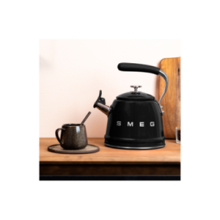 Smeg WKF01CR Fløjtekedel 2,3 L Sort