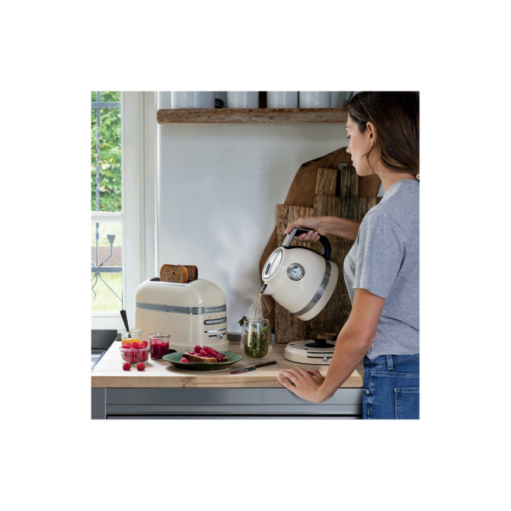 KitchenAid 5KEK1522EAC Artisan Elkedel 1,5 L Creme