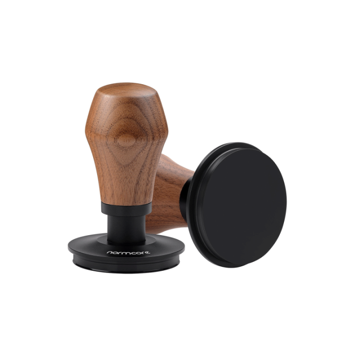 Normcore V4 Tamper med Fjeder & Titaniumsbelægning 58 mm Valnød